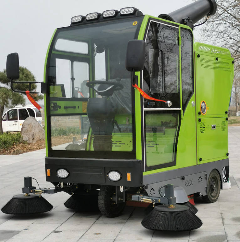沈阳道路清洁广泛应用电动环卫清扫车