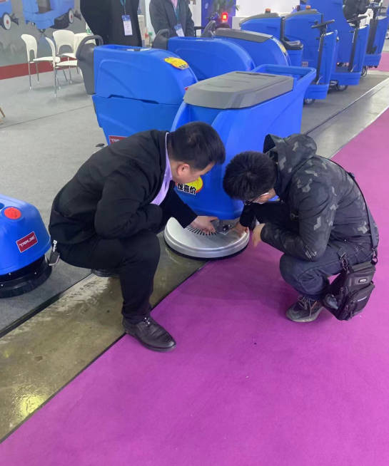 沈阳小型电动洗地机是否适合用于环卫保洁